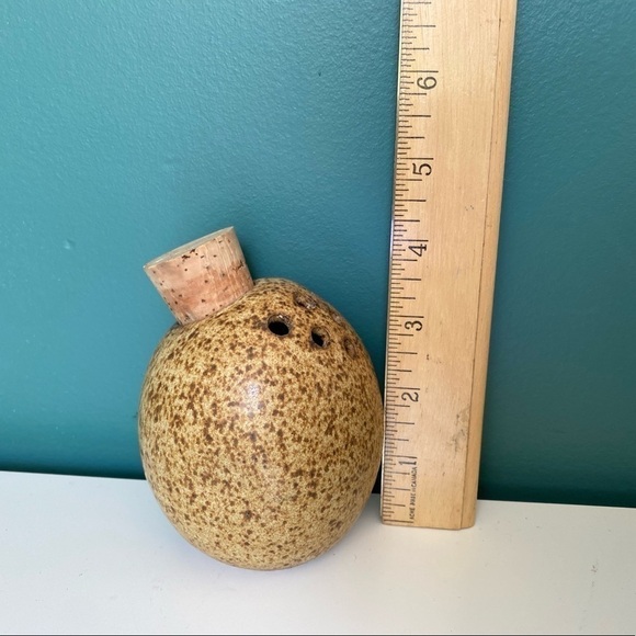 HANDMADE Pottery Parmesan Cheese Shaker with Cork Stop Tan Brown Speckle Glaze - Picture 12 of 13